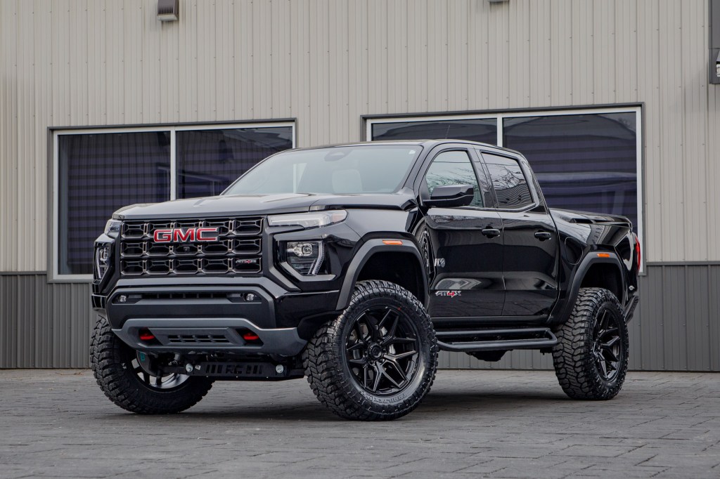 2025 GMC Canyon AT4 with a 4" Rough Country lift kit, 20x9 Fuel Flux wheels, and 35" Avix Trailtek R/T tires. 