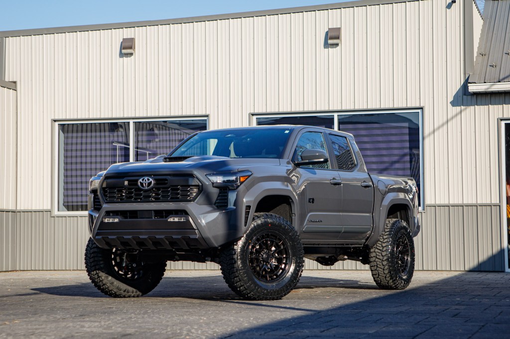 2025 Toyota Tacoma TRD Off-Road with a 3" ReadyLift suspension kit, 18x9 Fuel Revolt wheels, and 35" Avix Trailtek R/T tires. 