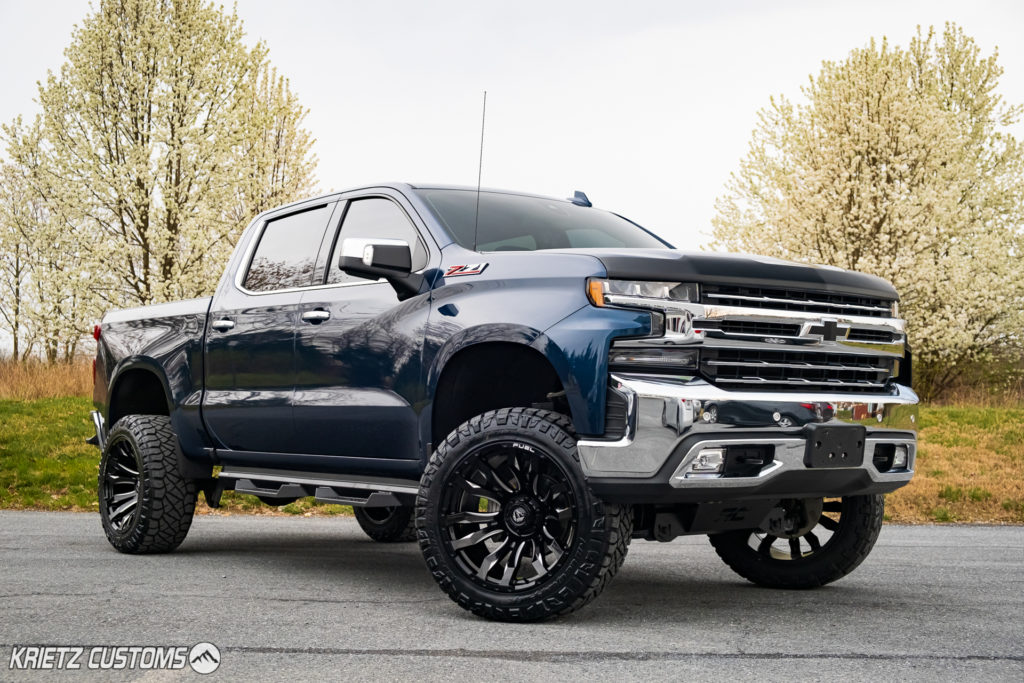 Lifted 2019 Chevy Silverado 1500 with 22×12 Fuel Blitz and 6 inch Rough ...