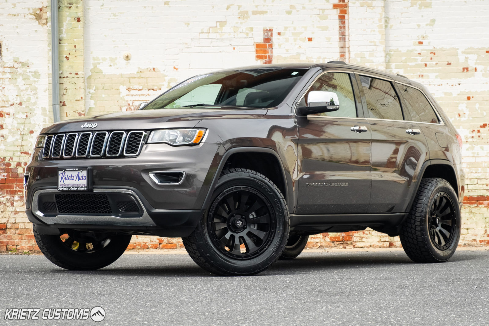 Lifted 2017 Jeep Grand Cherokee with 20×9 Fuel Tactic Wheels and  inch  Rough Country Lift Kit | Krietz Auto