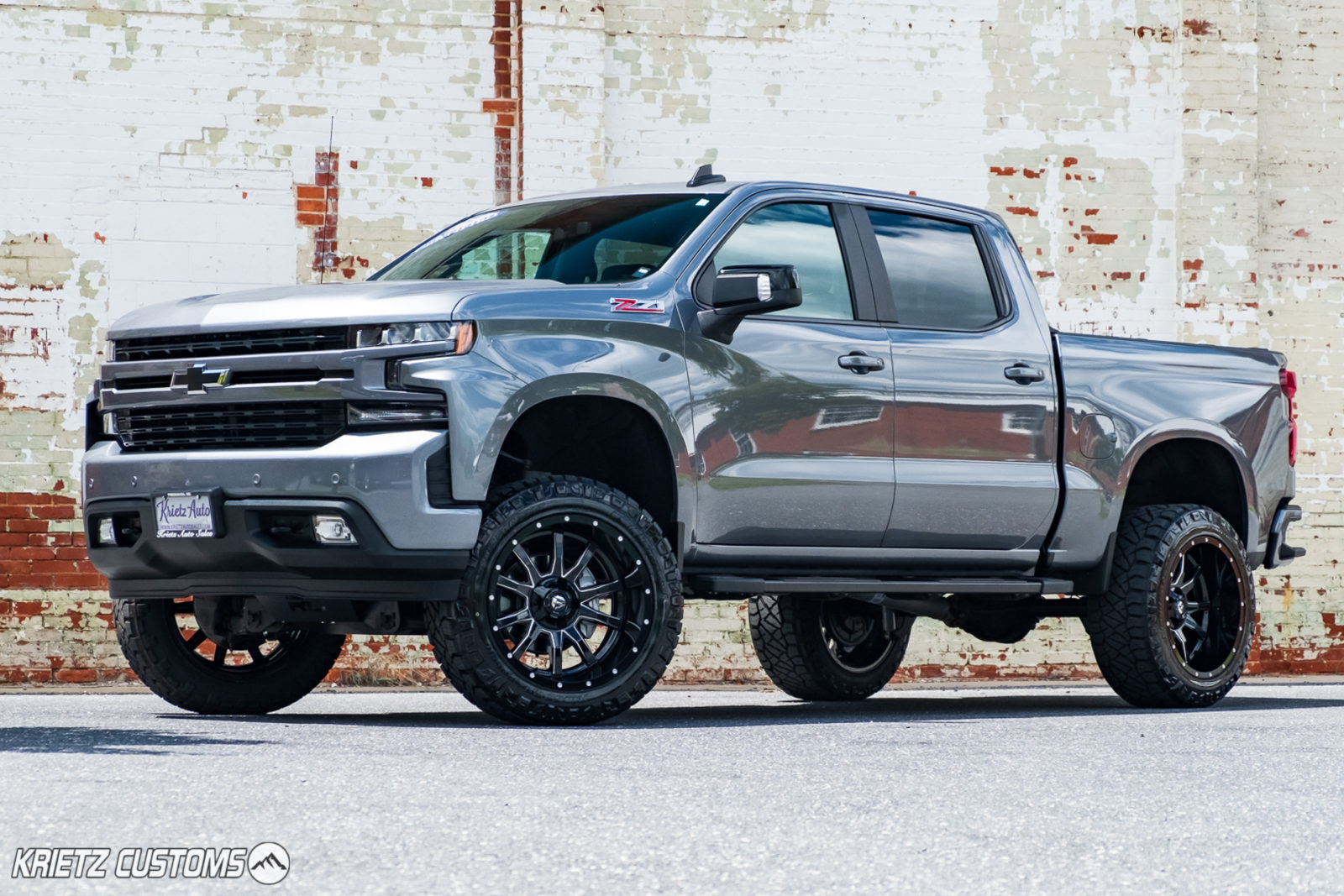 Lifted 2019 Chevy Silverado 1500 with 22×12 Fuel Vandal Wheels and 6 ...