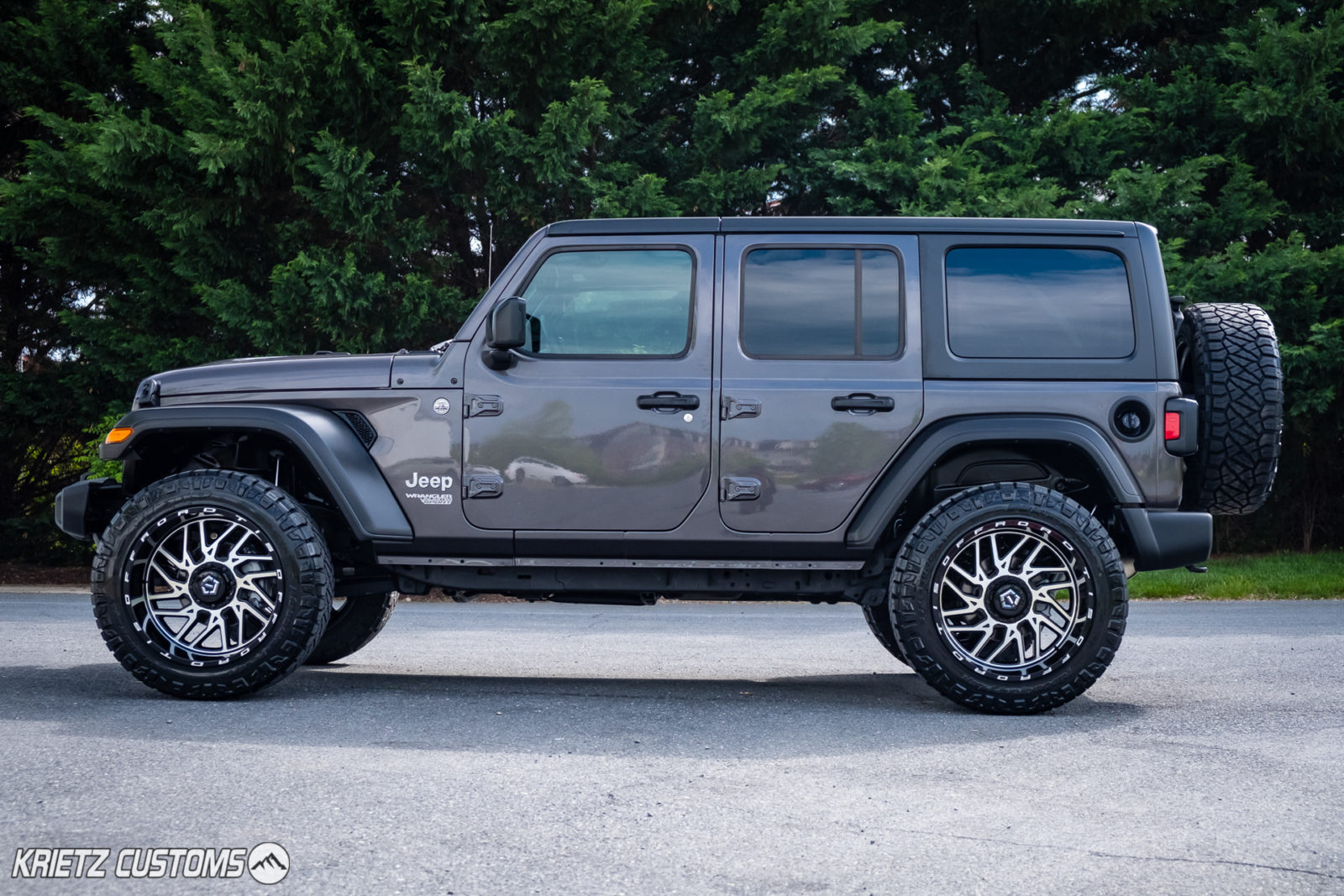 Lifted 2020 Jeep Wrangler with 22×12 TIS 544MB and 2.5