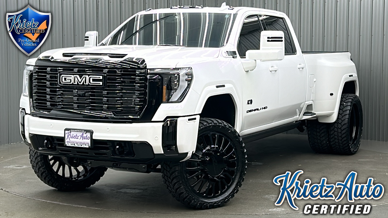 Lifted 2025 GMC Sierra 3500HD Denali Ultimate w/ COLORMATCH & Sunroof