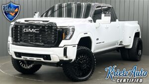 Lifted 2025 GMC Sierra 3500HD Denali Ultimate Long Bed w/ COLORMATCH & Sunroof