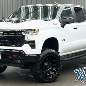 Lifted 2024 Chevrolet Silverado 1500 LT Trail Boss Short Bed w/ Sunroof