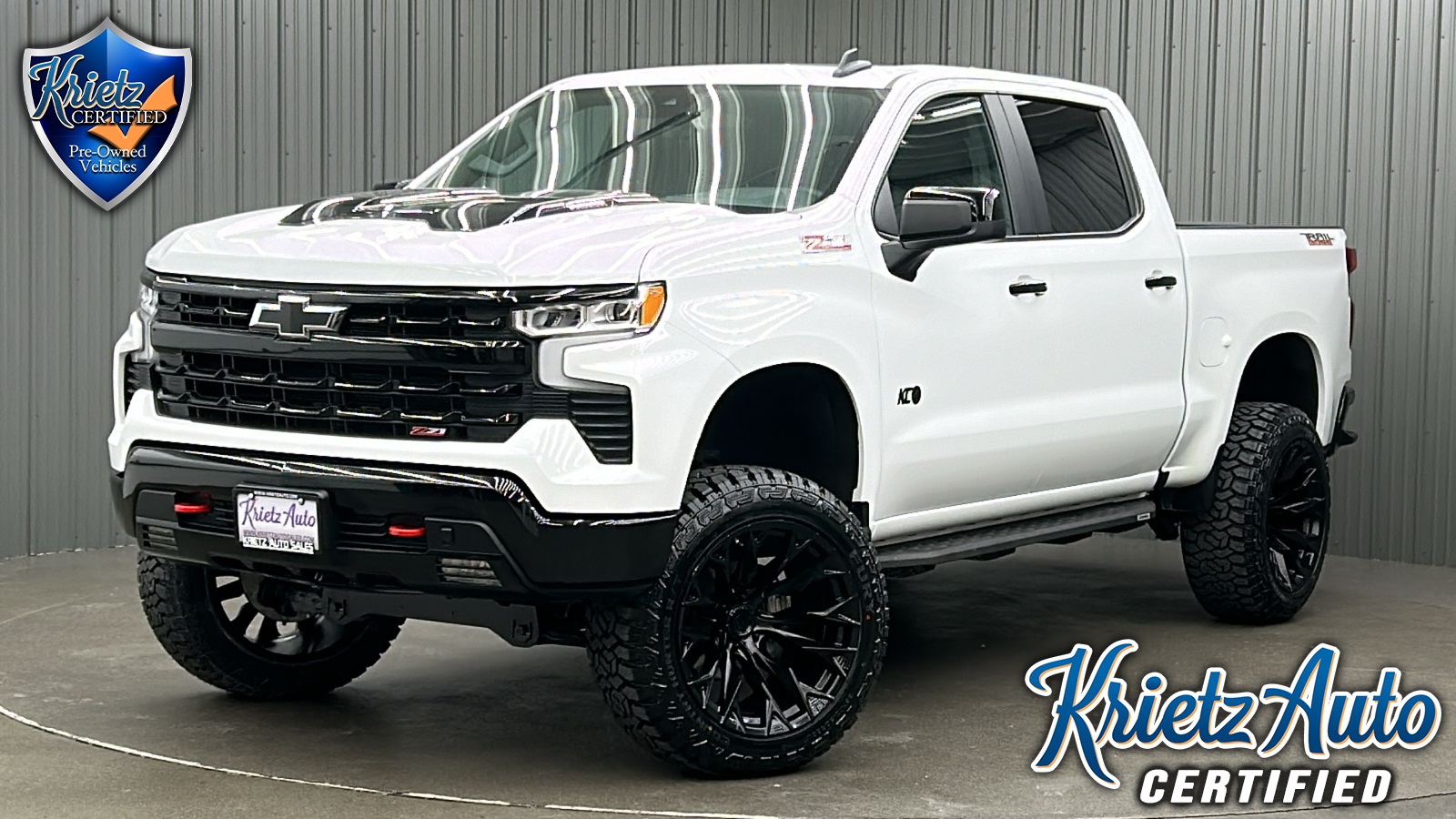 Lifted 2024 Chevrolet Silverado 1500 LT Trail Boss Short Bed w/ Convenience 2 & Sunroof