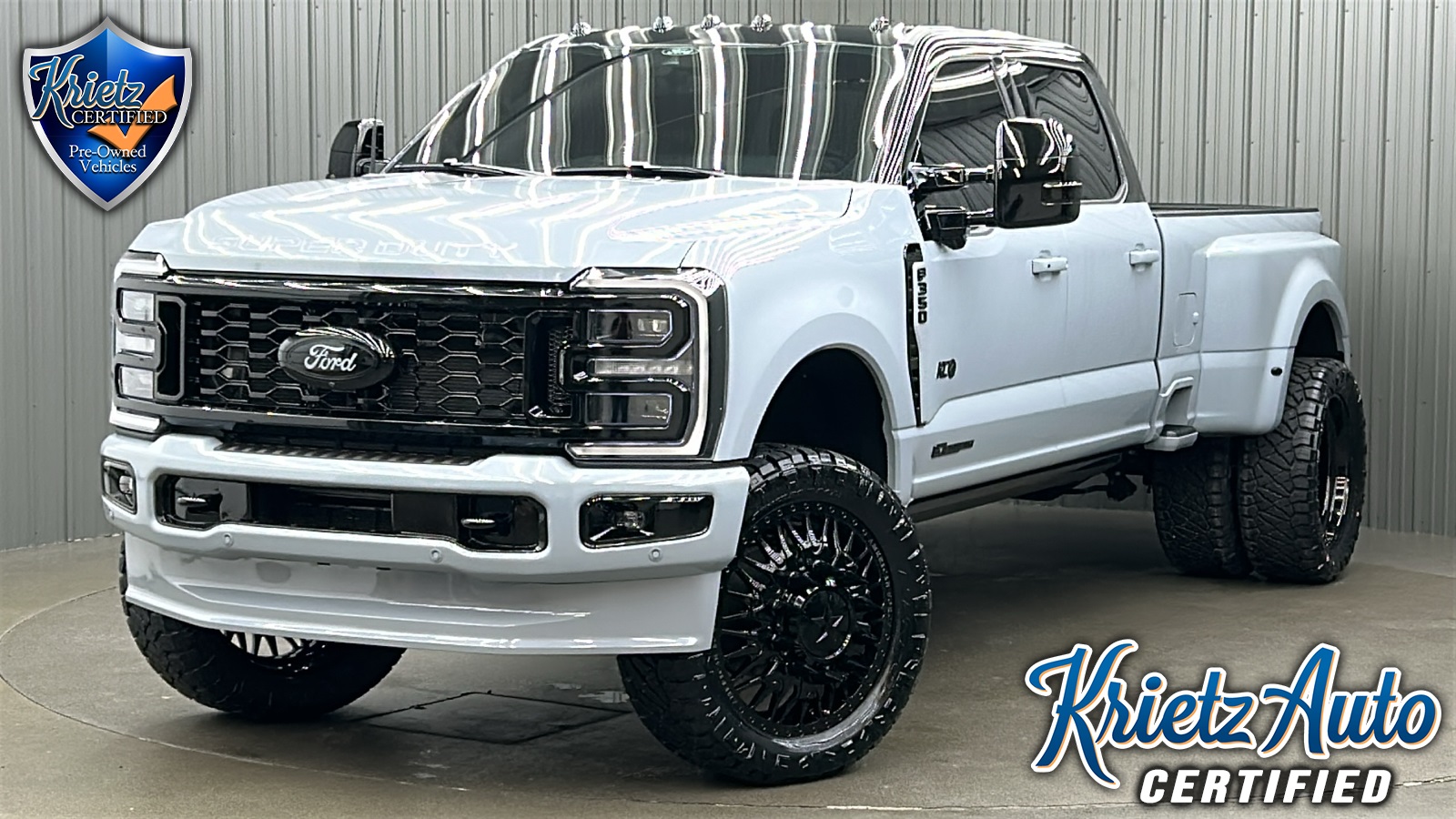 Lifted 2025 Ford F-350SD Platinum Long Bed FX4 w/ COLORMATCH, 723A & Moonroof