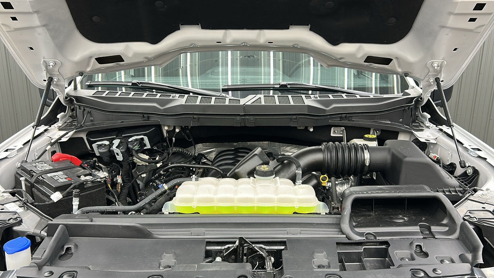 2024 Ford F-150 XLT photo 17