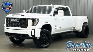 Lifted 2025 GMC Sierra 3500HD Denali Ultimate Long Bed w/ COLORMATCH & Sunroof
