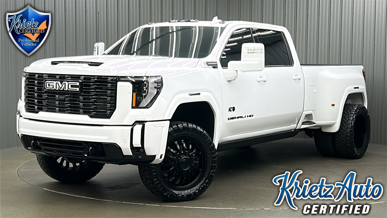 Lifted 2025 GMC Sierra 3500HD Denali Ultimate Long Bed w/ COLORMATCH & Sunroof