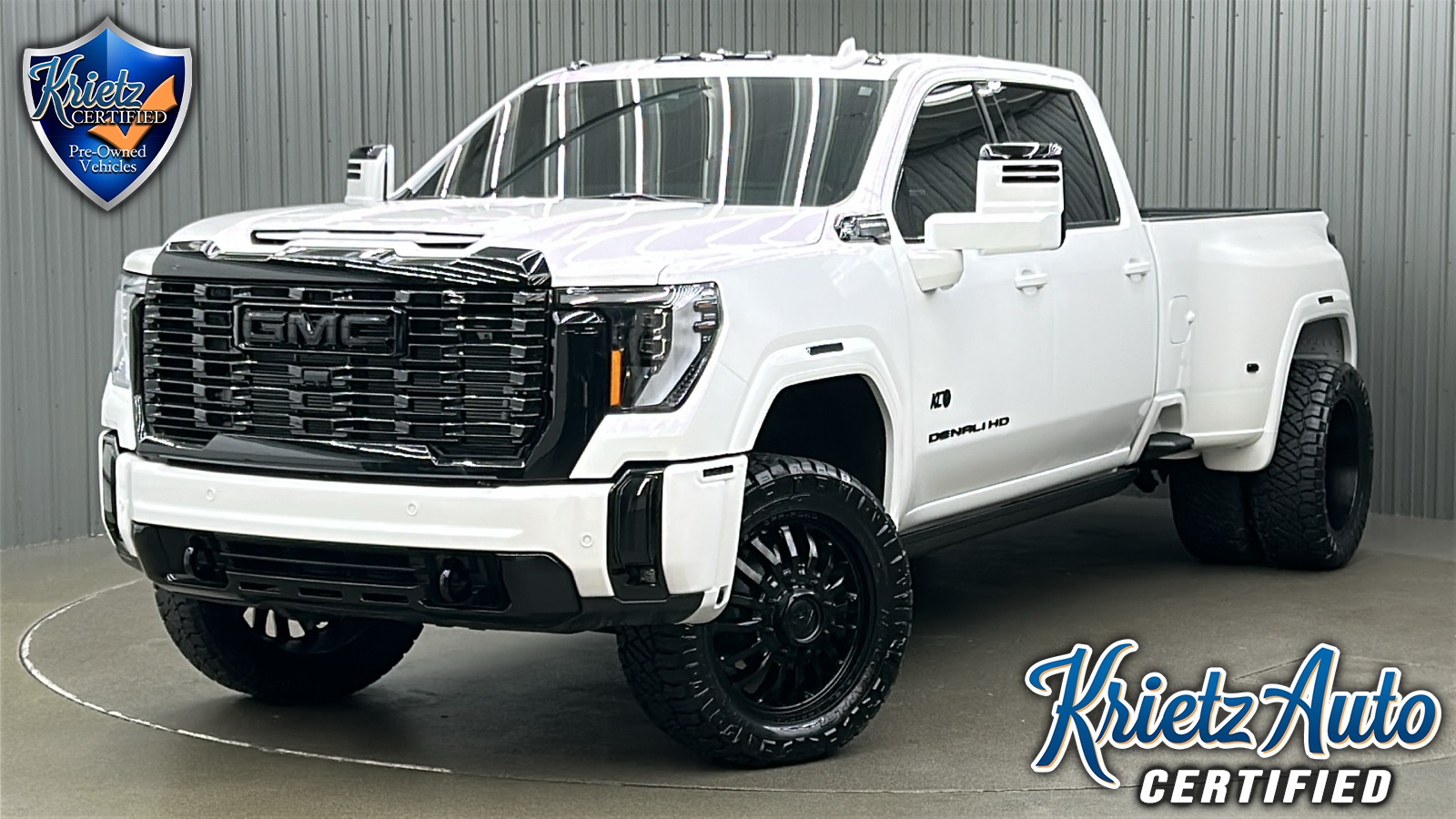 Lifted 2025 GMC Sierra 3500HD Denali Ultimate Long Bed w/ COLORMATCH & Sunroof