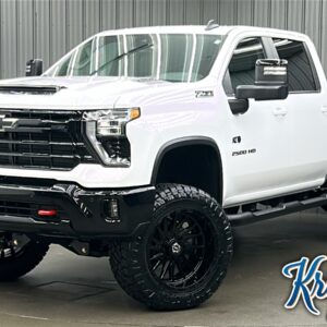 Lifted 2025 Chevrolet Silverado 2500HD LT Trail Boss Z71 Short Bed w/ Safety & Convenience
