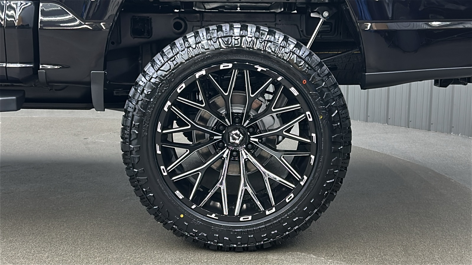 2024 Ford F-150 XLT FX4 photo 11