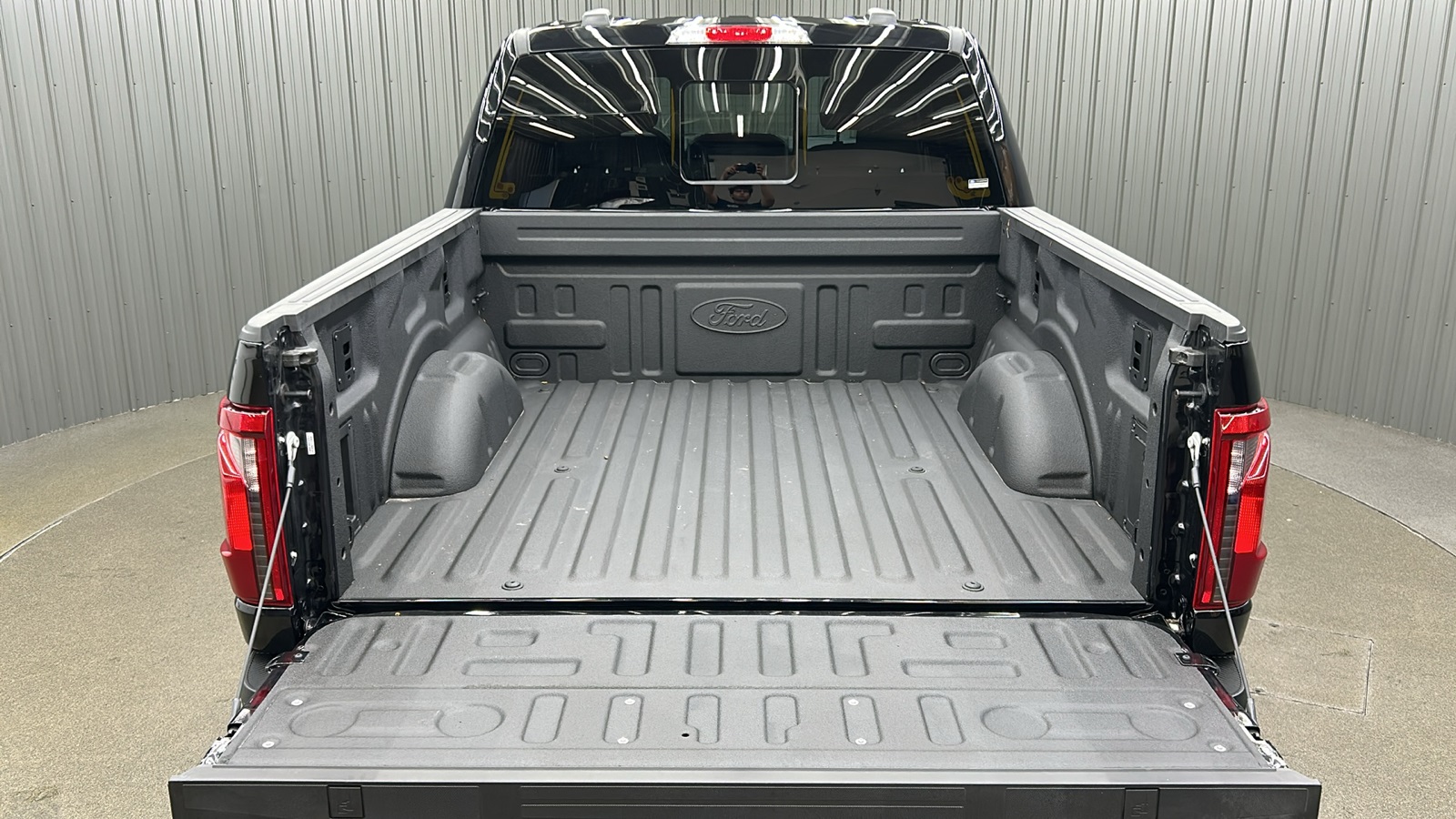 2024 Ford F-150 XLT FX4 photo 13