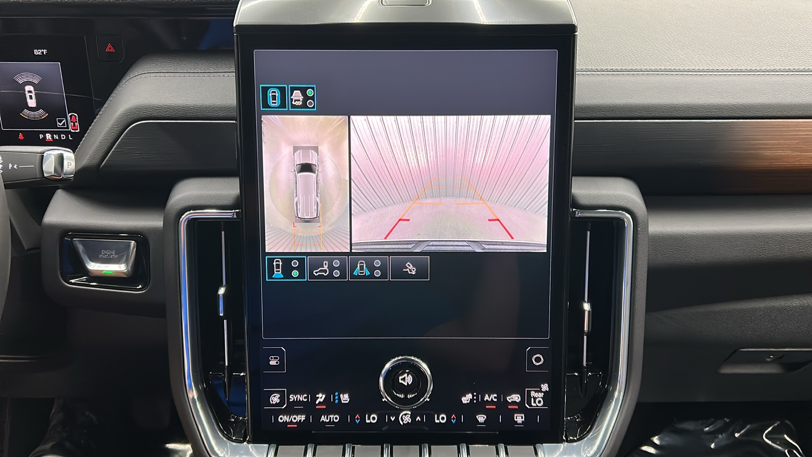 2025 Gmc Yukon XL Denali photo 16
