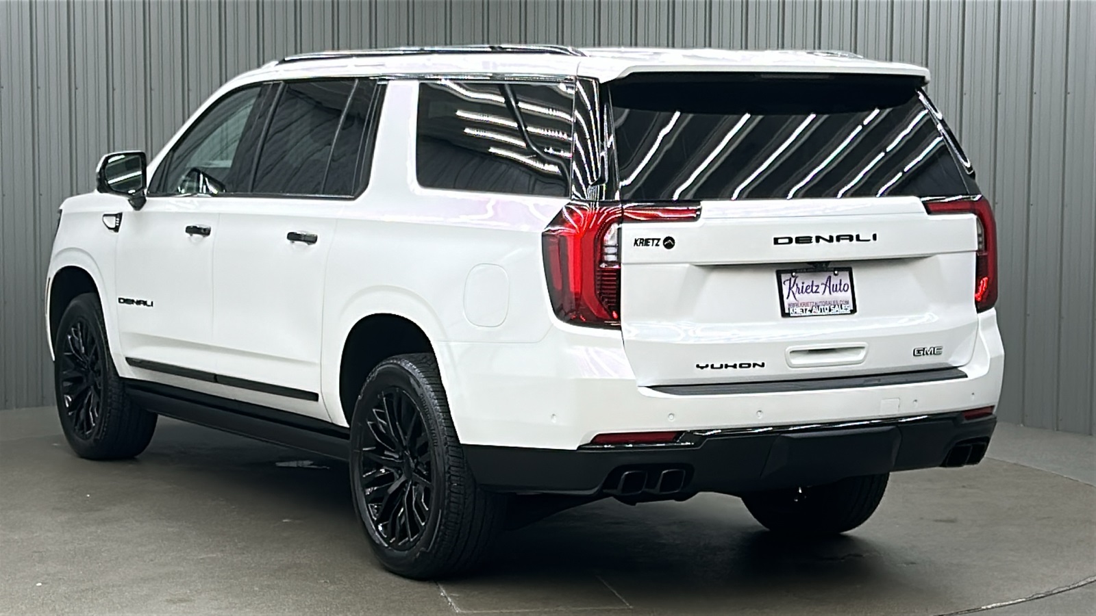 2025 Gmc Yukon XL Denali photo 3