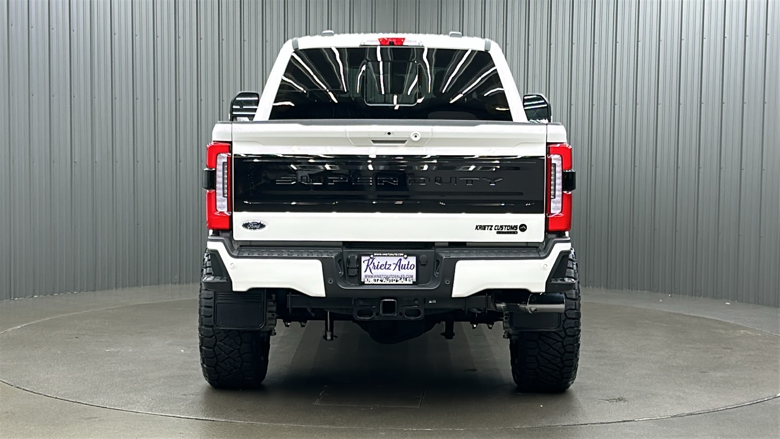 2025 Ford F-350 photo 4