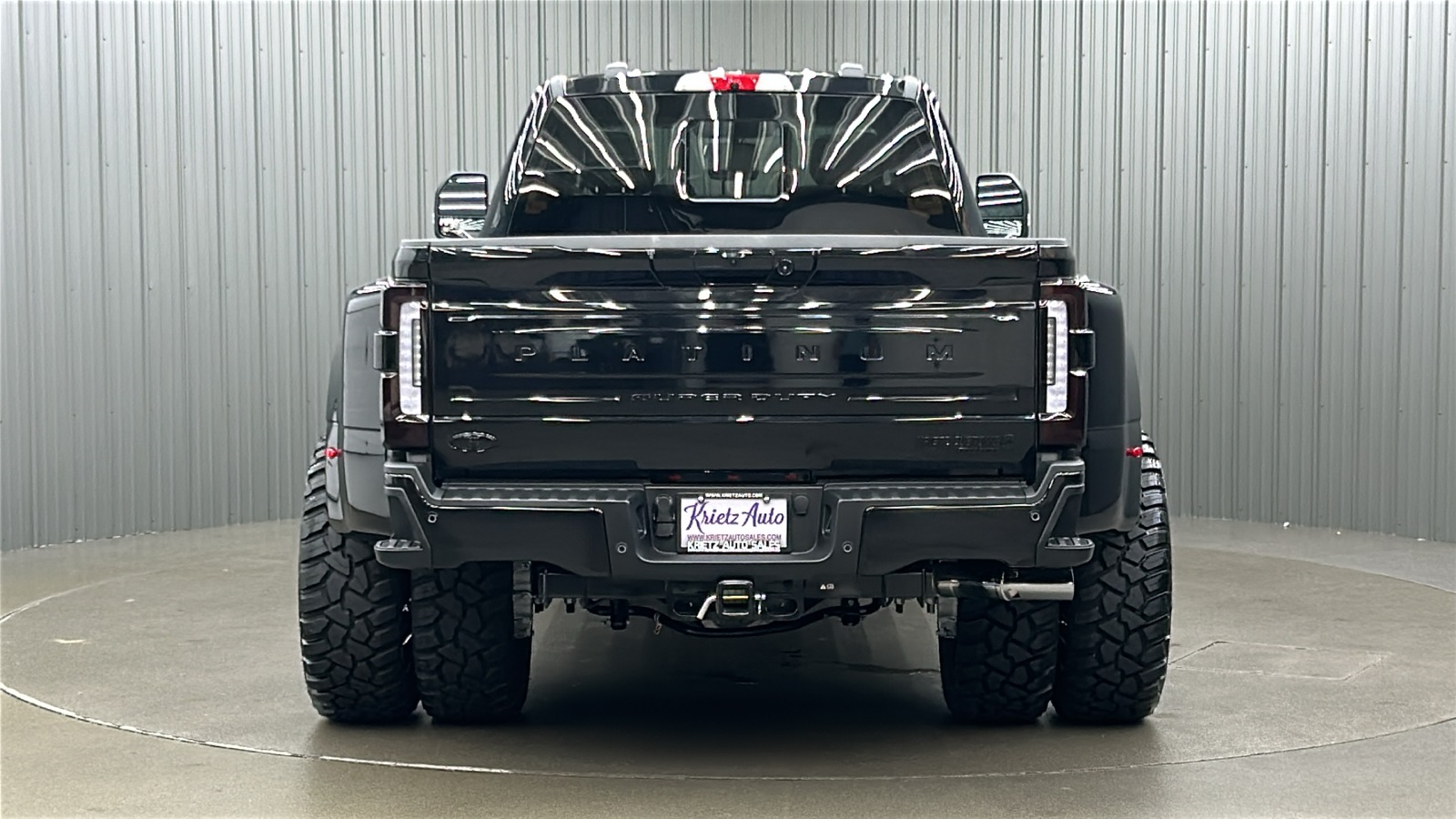 2025 Ford F-450 photo 4