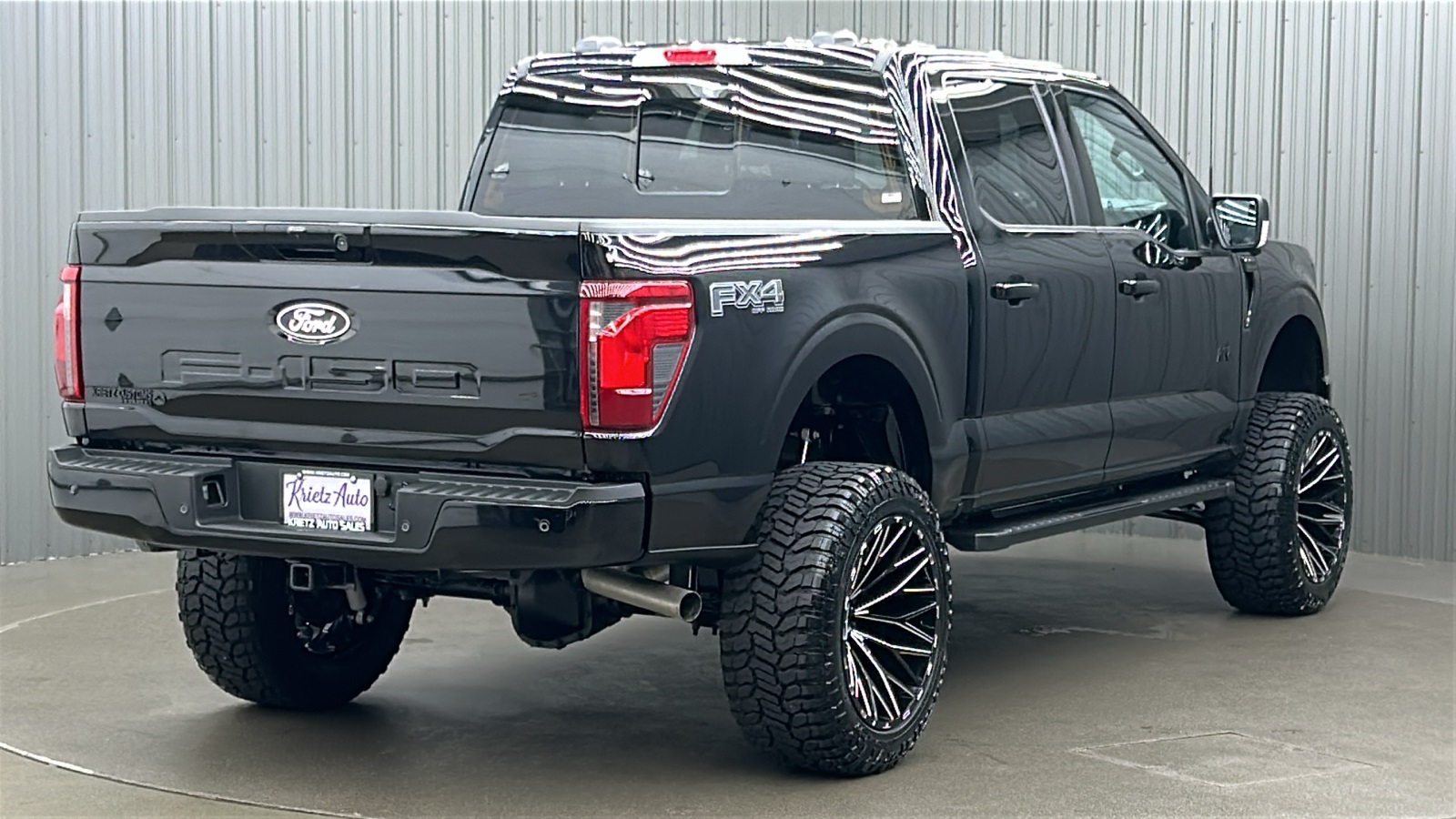 2024 Ford F-150 XLT FX4 photo 5