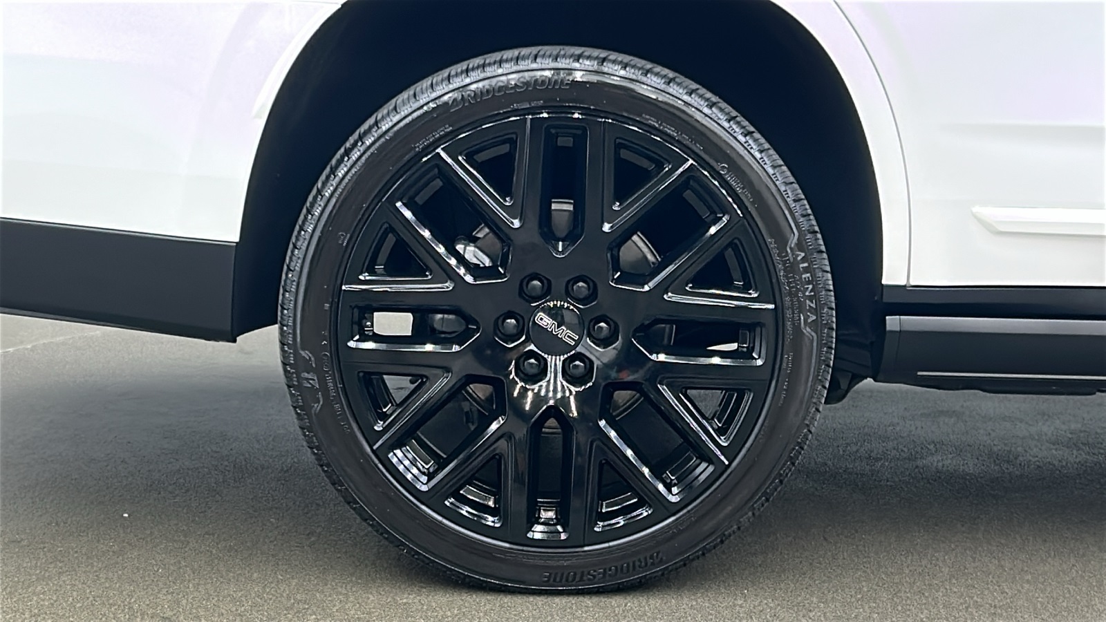 2025 Gmc Yukon Denali Ultimate photo 10