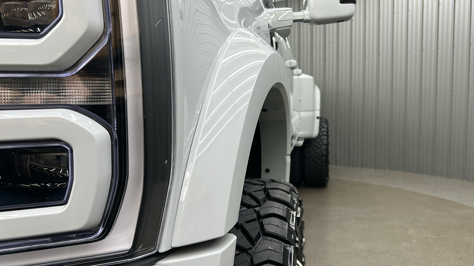 2025 Ford F-450 photo 13