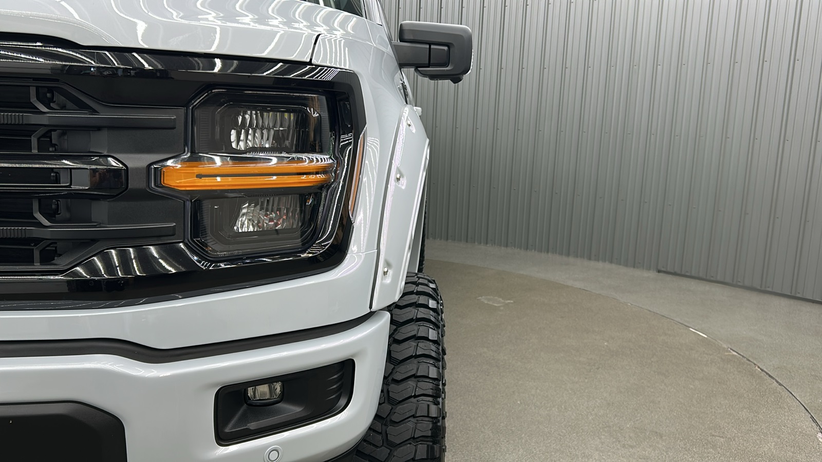 2025 Ford F-150 XLT photo 12
