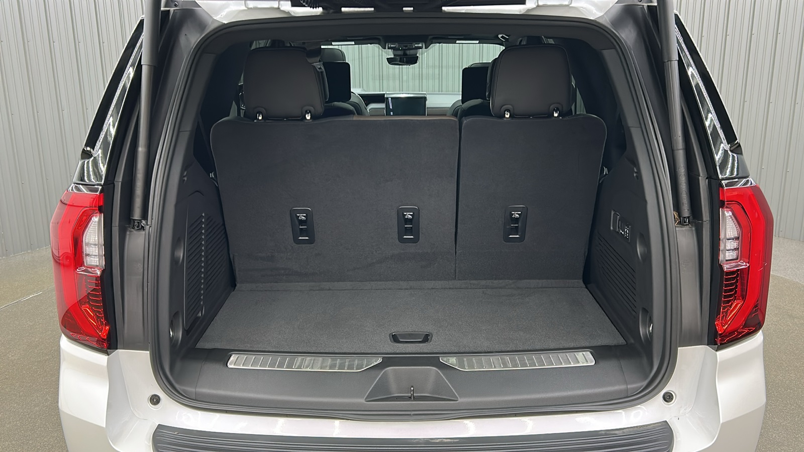 2025 Gmc Yukon Denali Ultimate photo 13