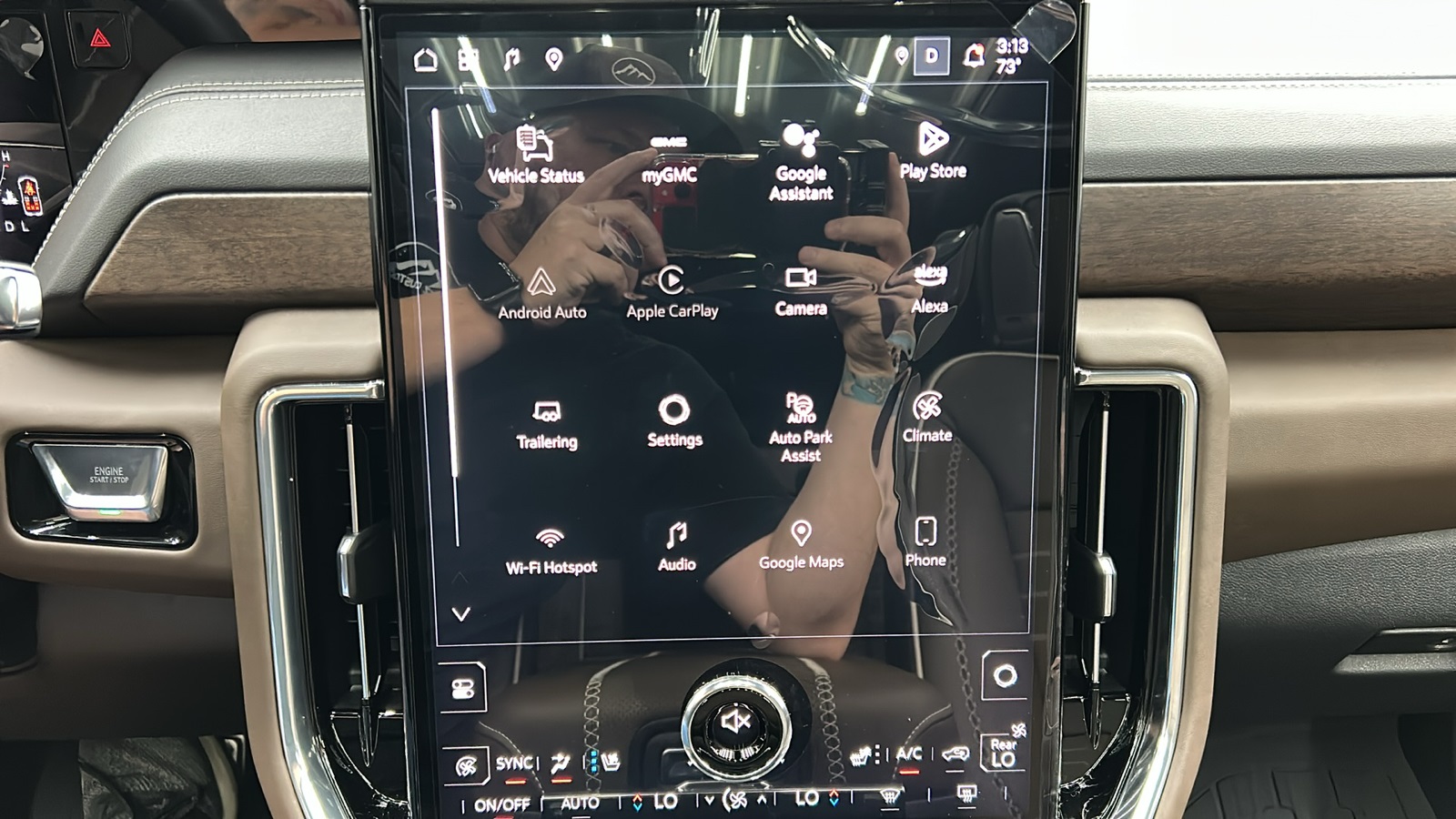 2025 Gmc Yukon XL Denali Ultimate photo 19
