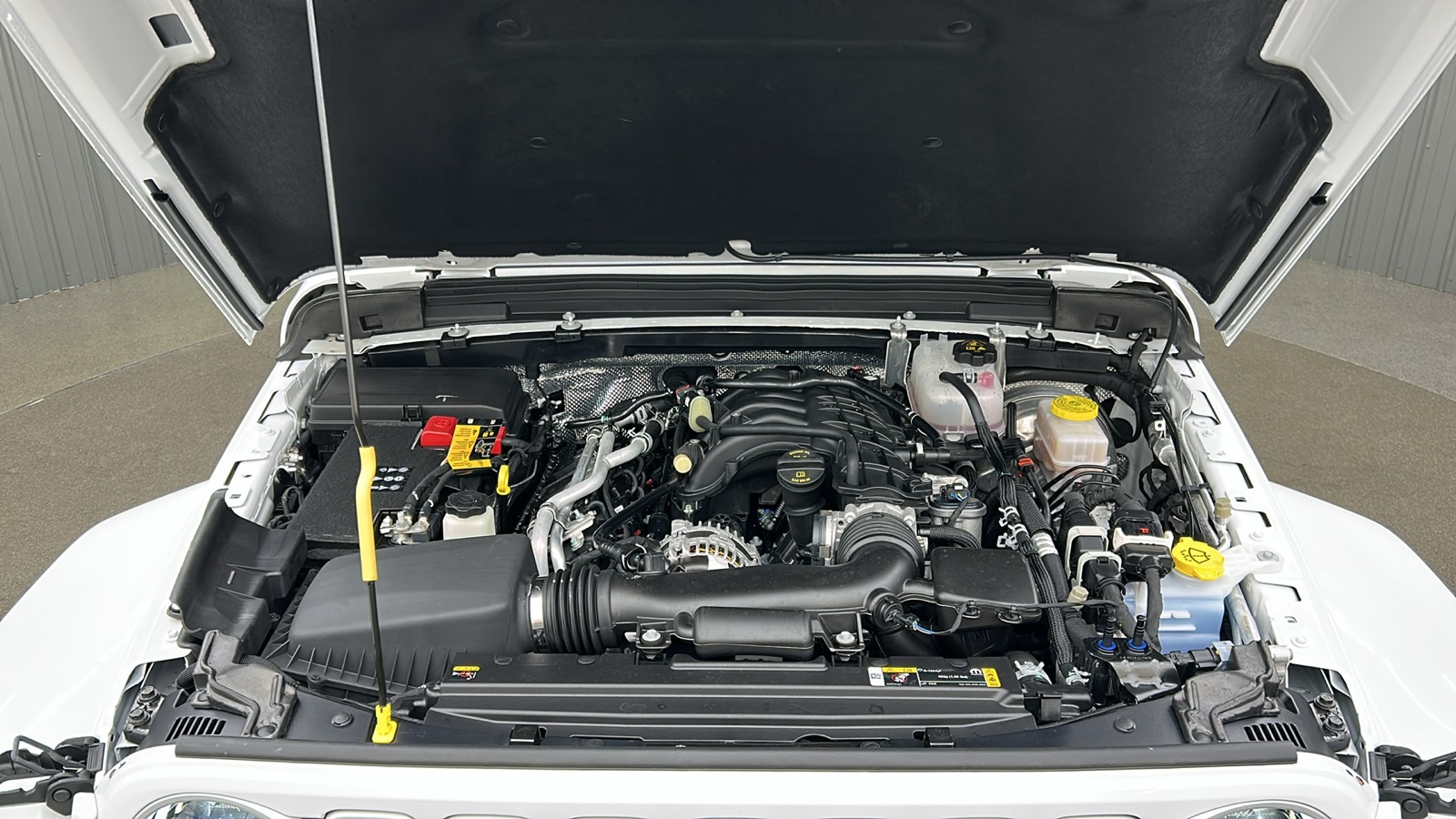 2024 Jeep Wrangler Sahara W photo 18