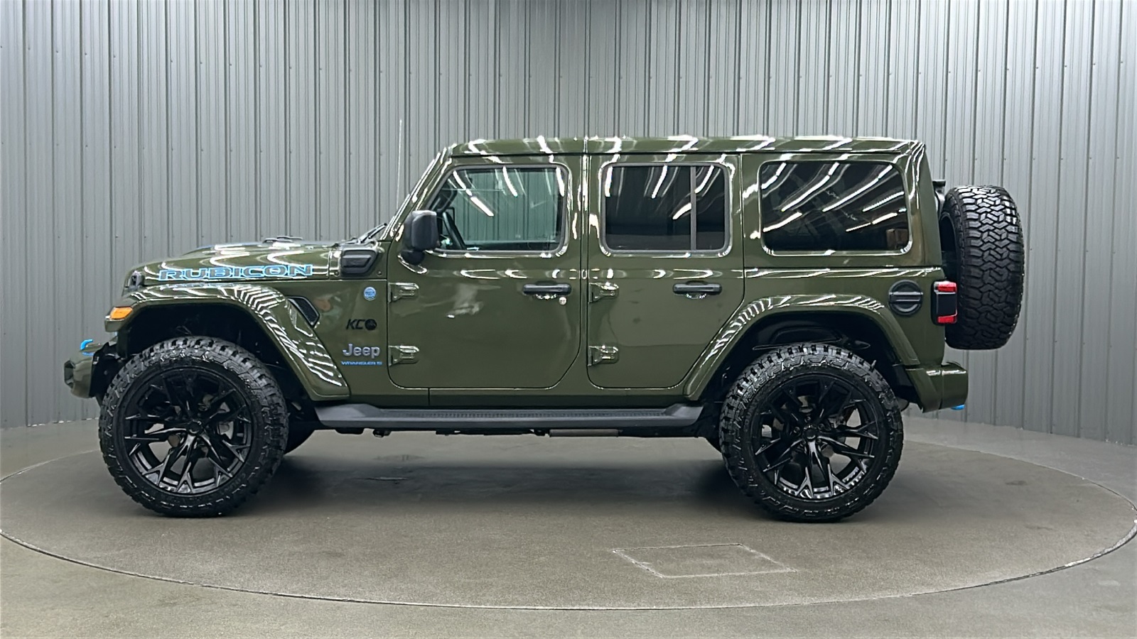 2023 Jeep Wrangler Rubicon 4xe W photo 2