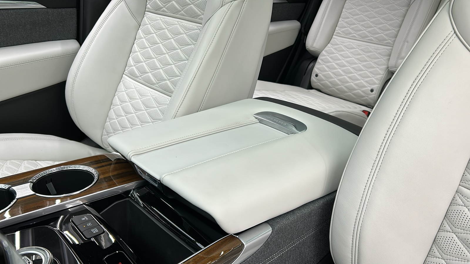 2025 Cadillac Escalade Sport Platinum photo 20