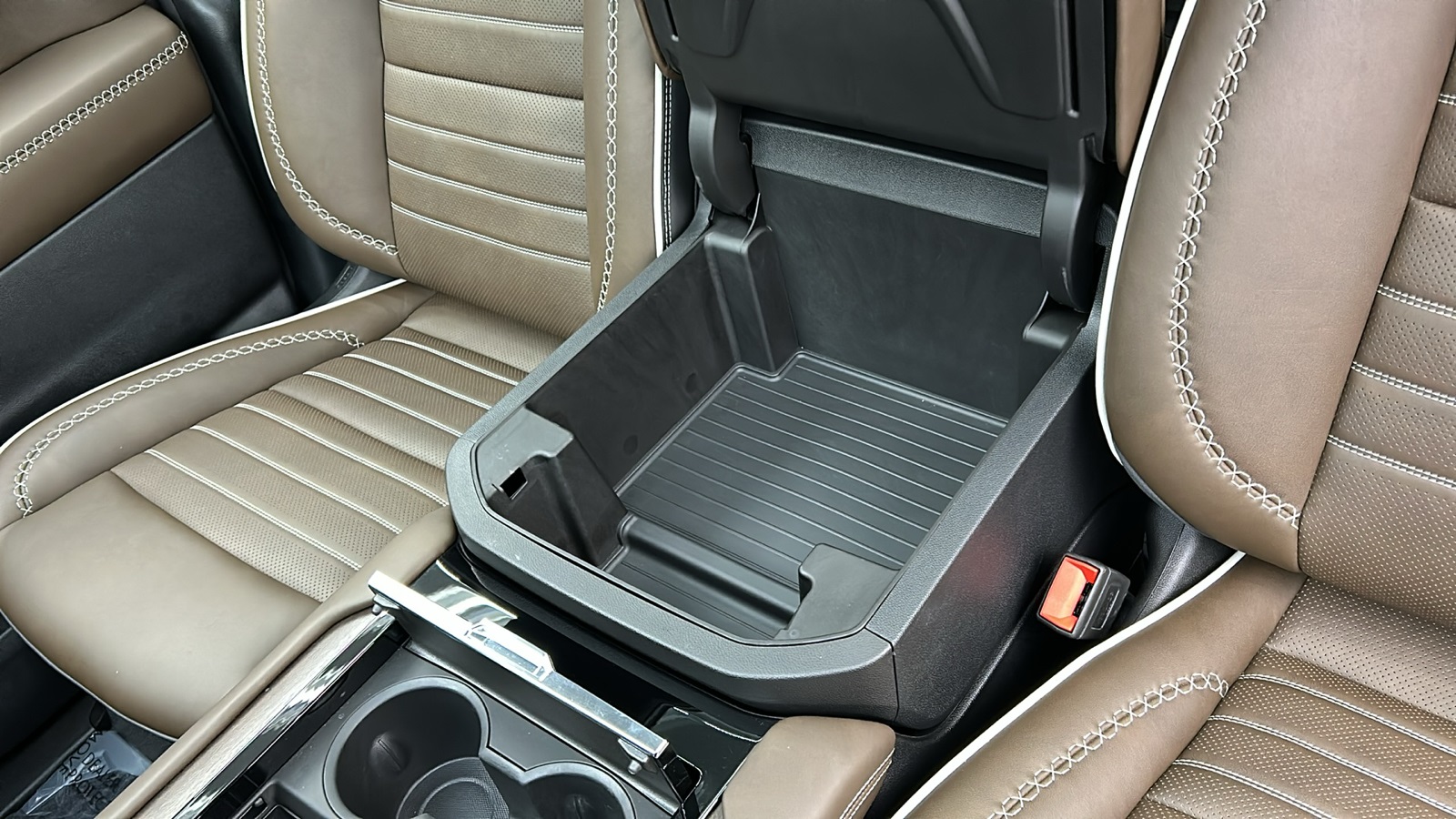 2025 Gmc Yukon Denali Ultimate photo 23