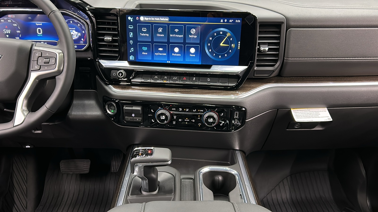 2025 Chevrolet Silverado 1500 LT Trail Boss photo 24