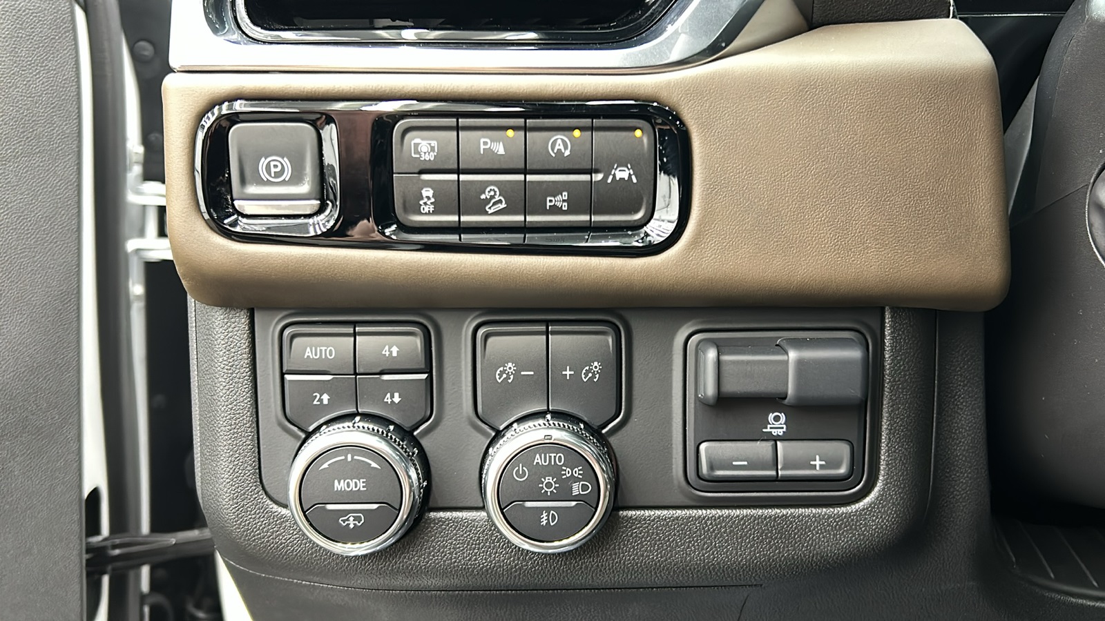 2025 Gmc Yukon Denali Ultimate photo 27