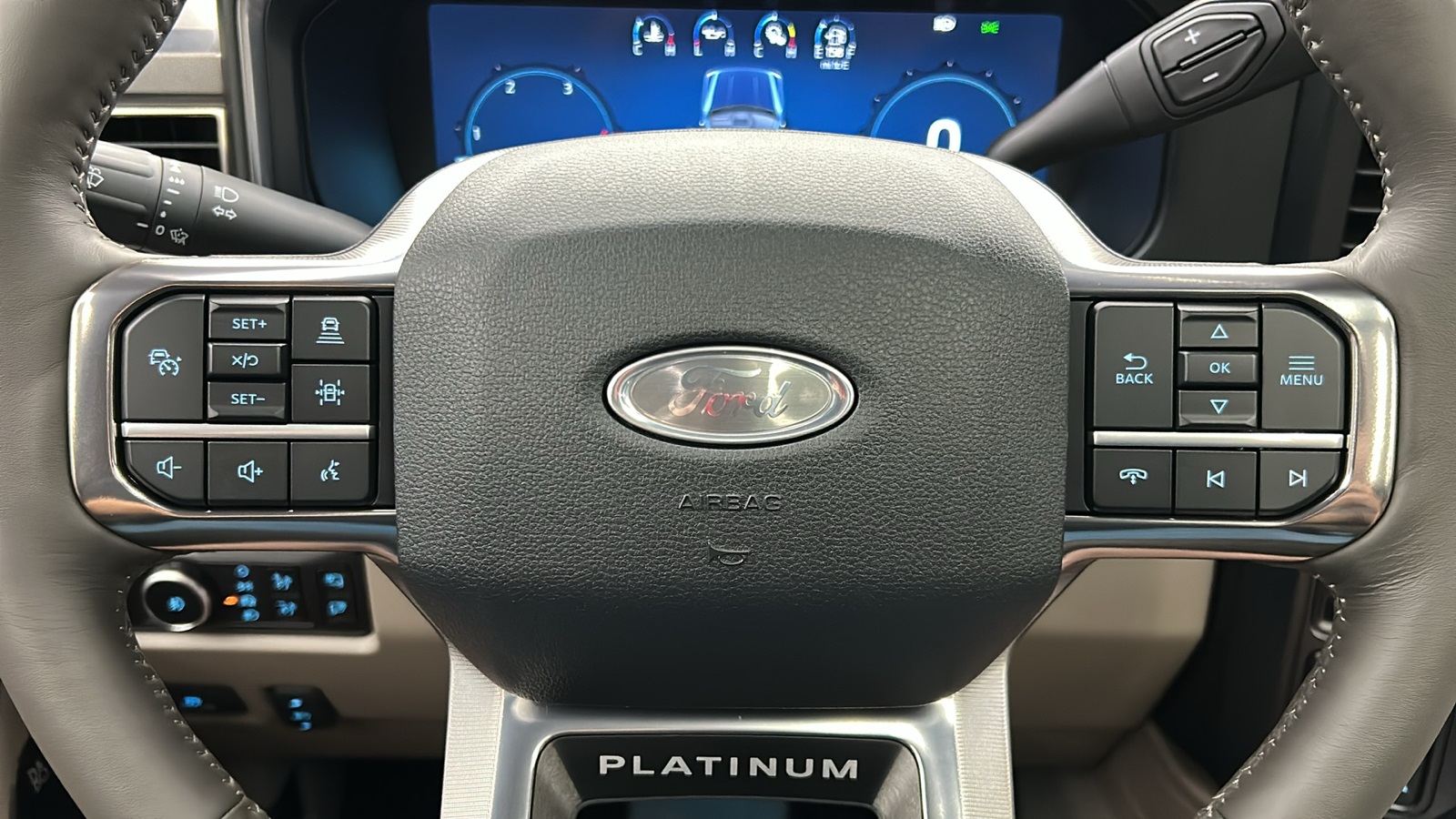 2025 Ford F-450 photo 27