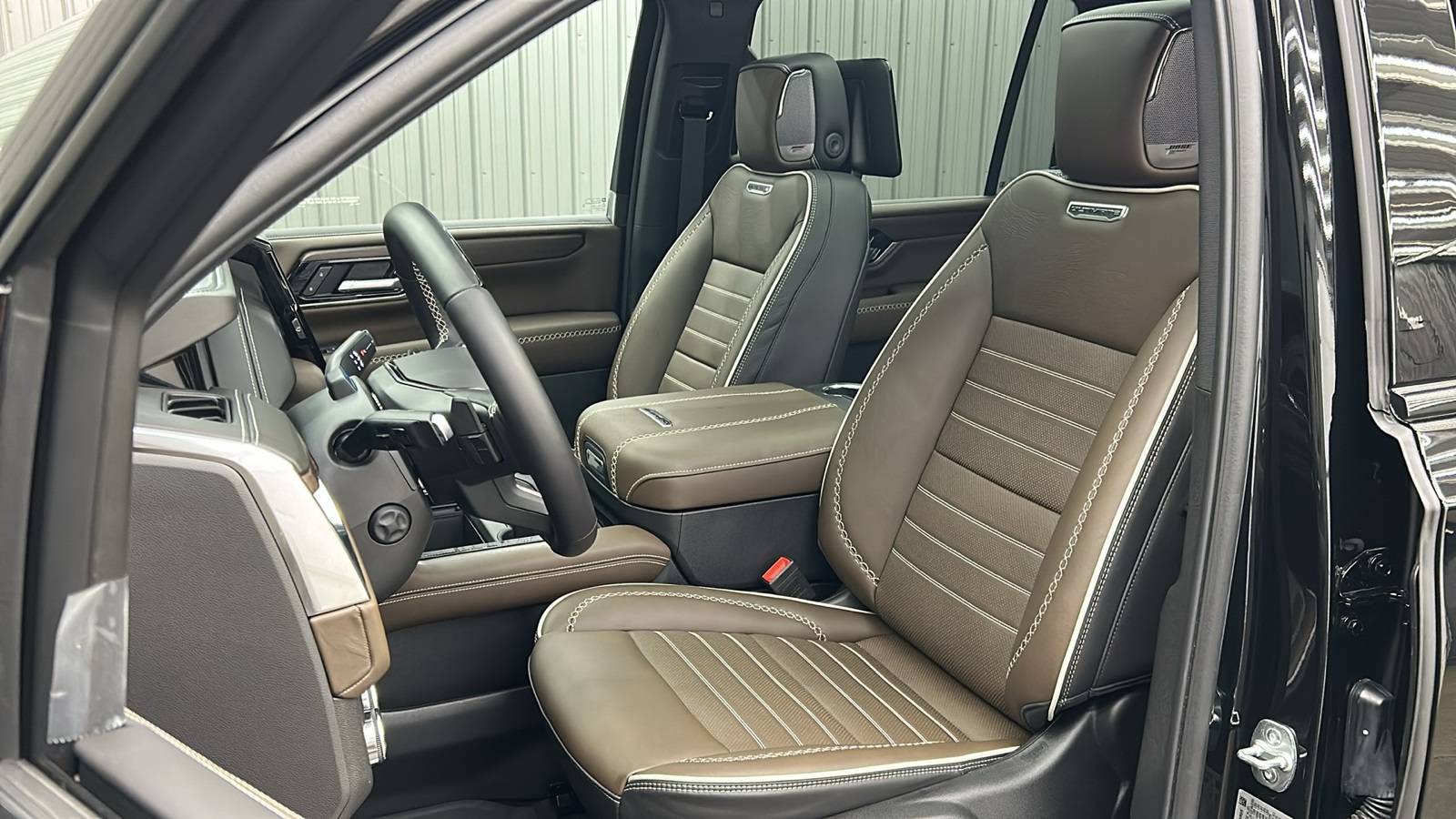 2025 Gmc Yukon XL Denali Ultimate photo 30