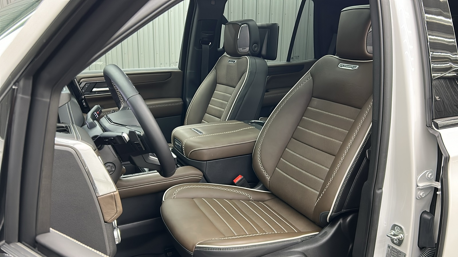 2025 Gmc Yukon Denali Ultimate photo 30