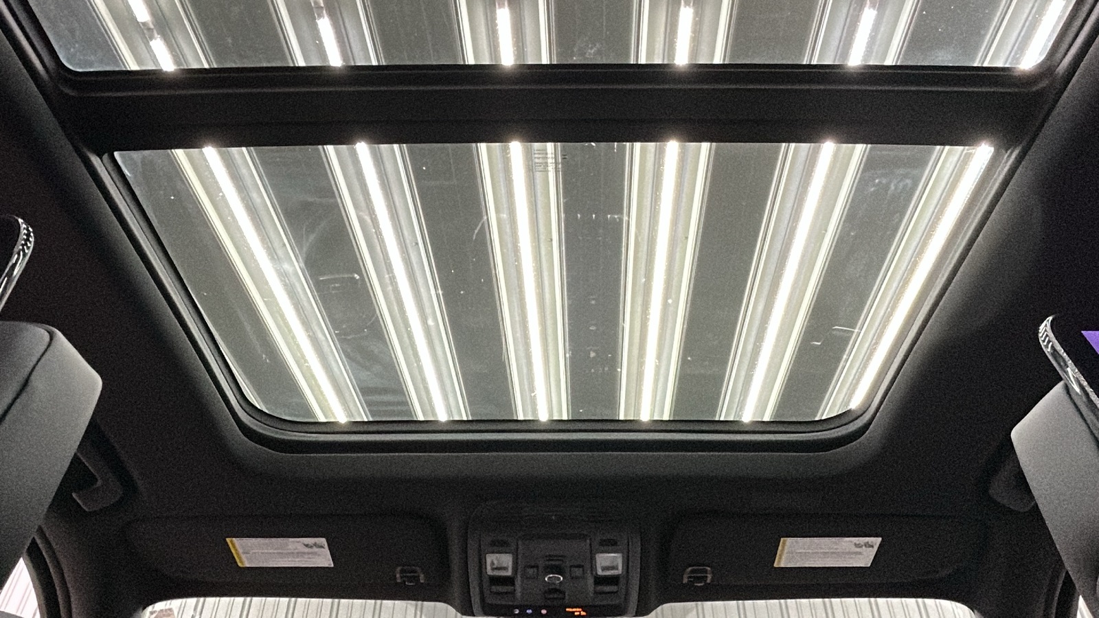2025 Gmc Yukon XL Denali Ultimate photo 31