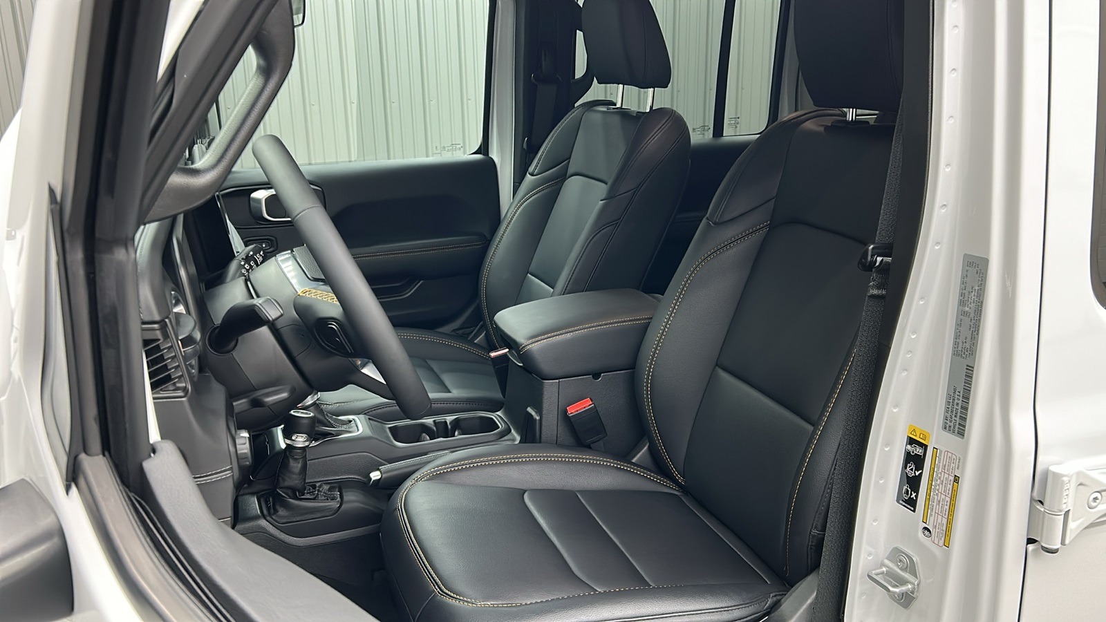 2024 Jeep Wrangler Sahara W photo 30