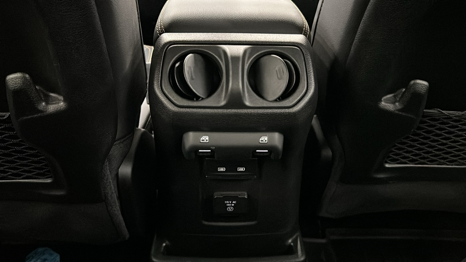 2024 Jeep Wrangler Sahara W photo 32