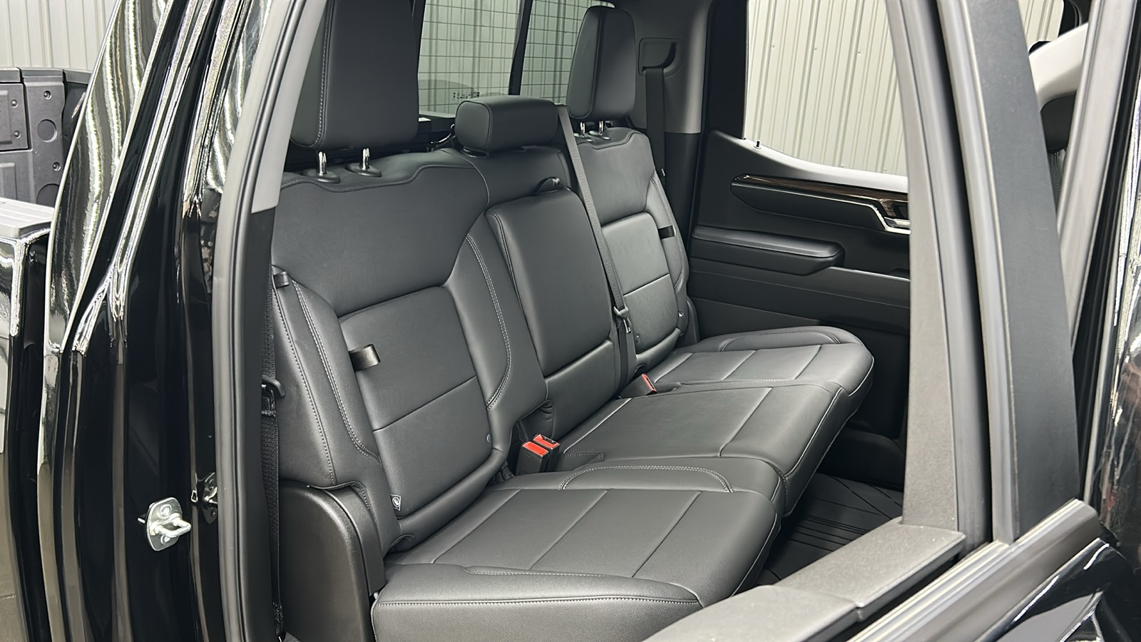 2025 Chevrolet Silverado 1500 LT Trail Boss photo 33