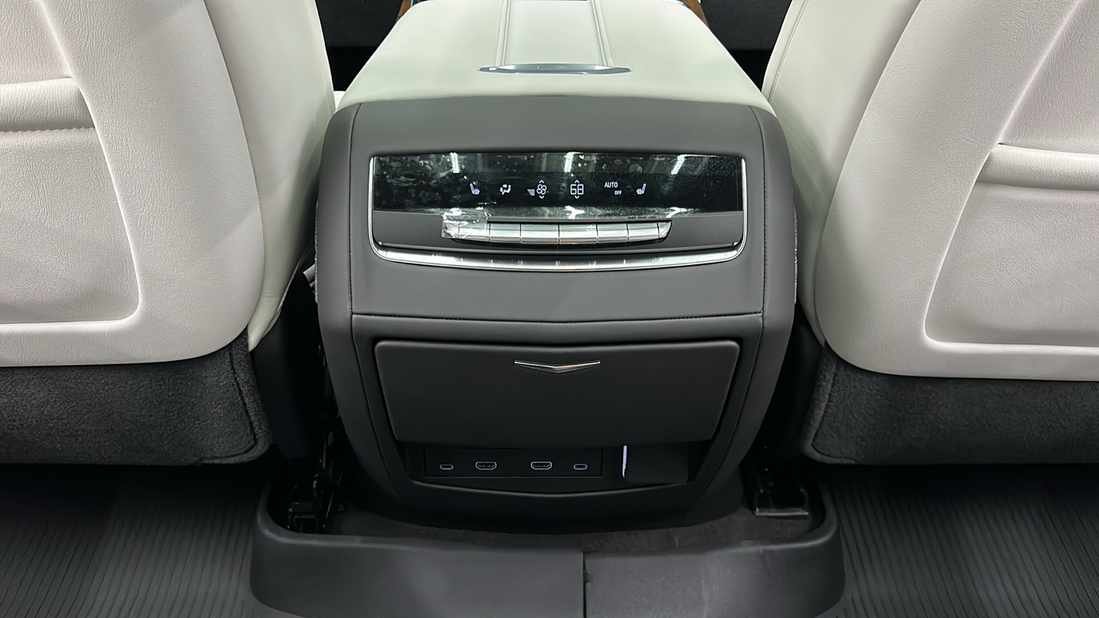 2025 Cadillac Escalade Sport Platinum photo 33