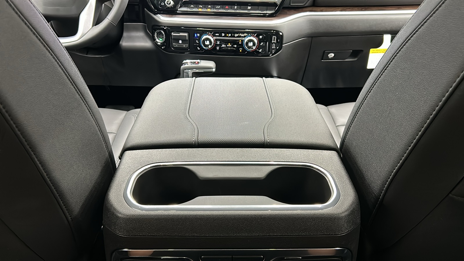 2025 Gmc Sierra 1500 SLT photo 35