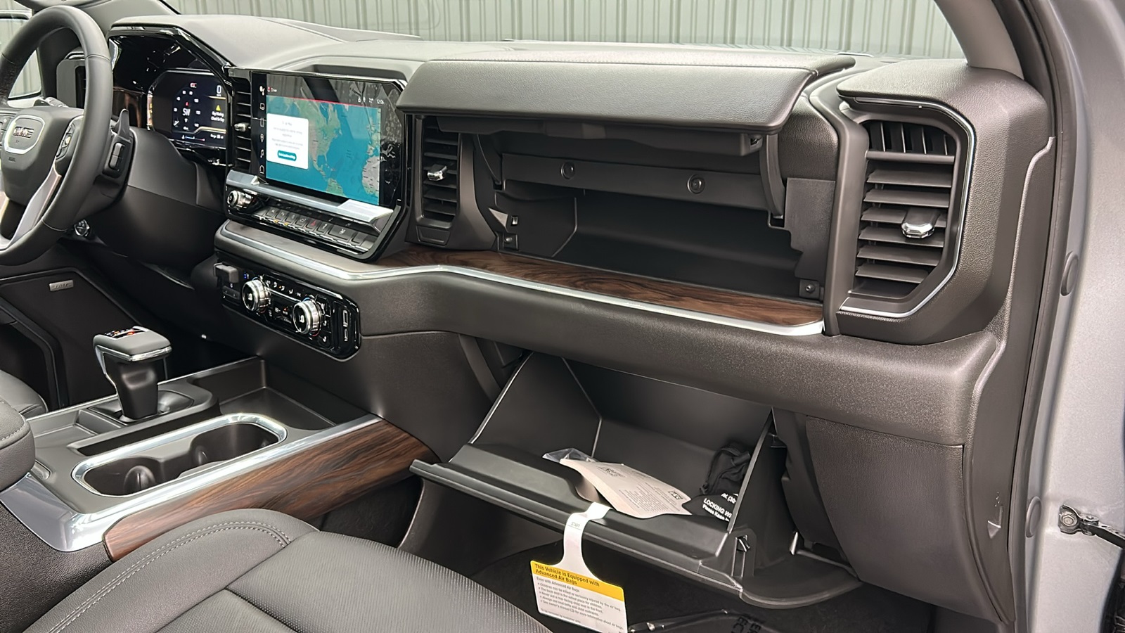 2025 Gmc Sierra 1500 SLT photo 37