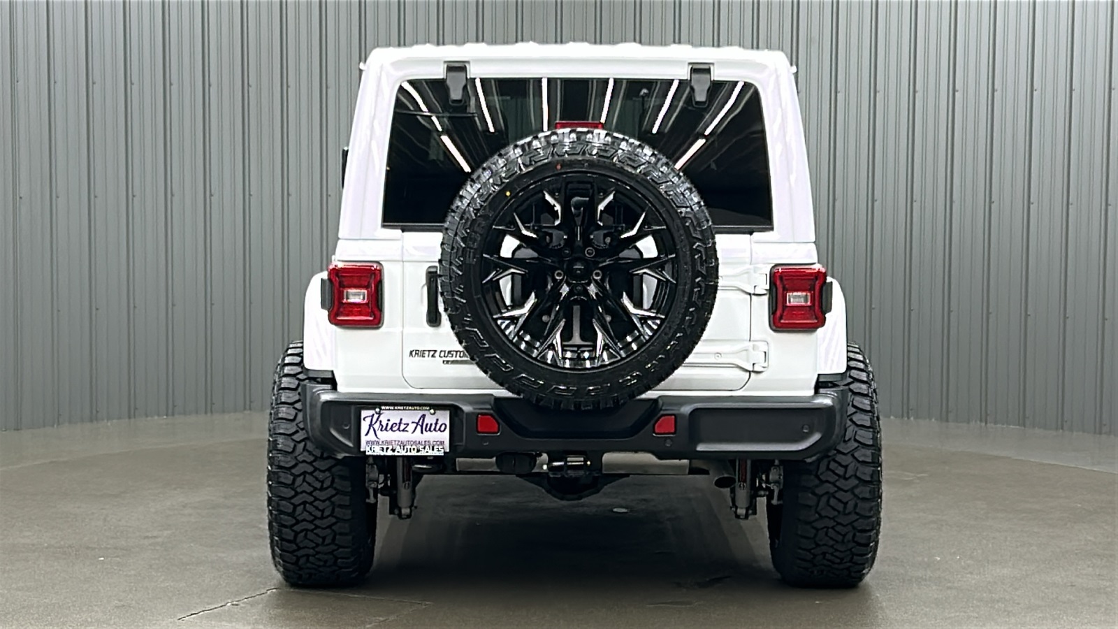 2024 Jeep Wrangler Sahara W photo 4