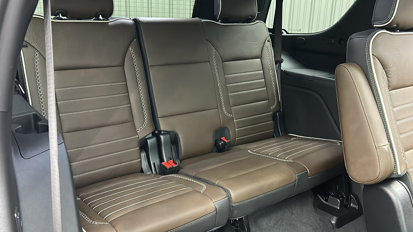 2025 Gmc Yukon Denali Ultimate photo 38