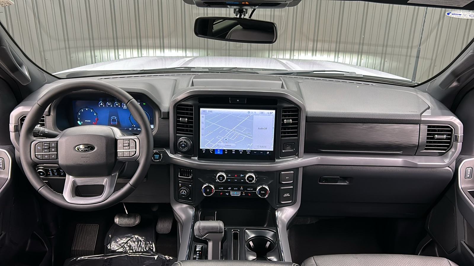 2025 Ford F-150 XLT photo 40