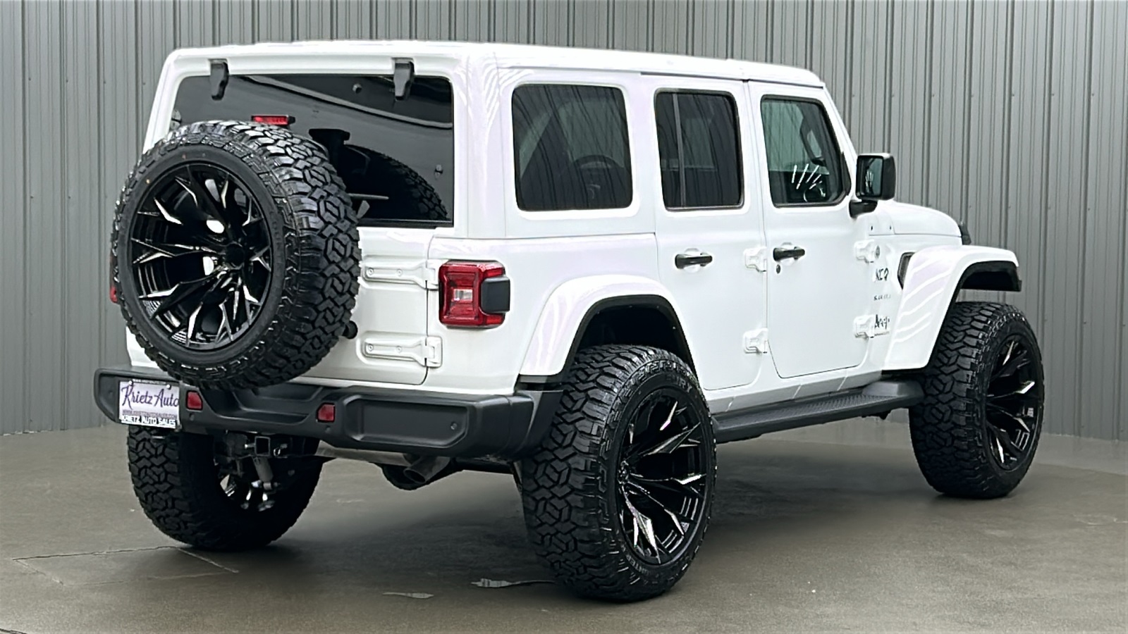 2024 Jeep Wrangler Sahara W photo 5