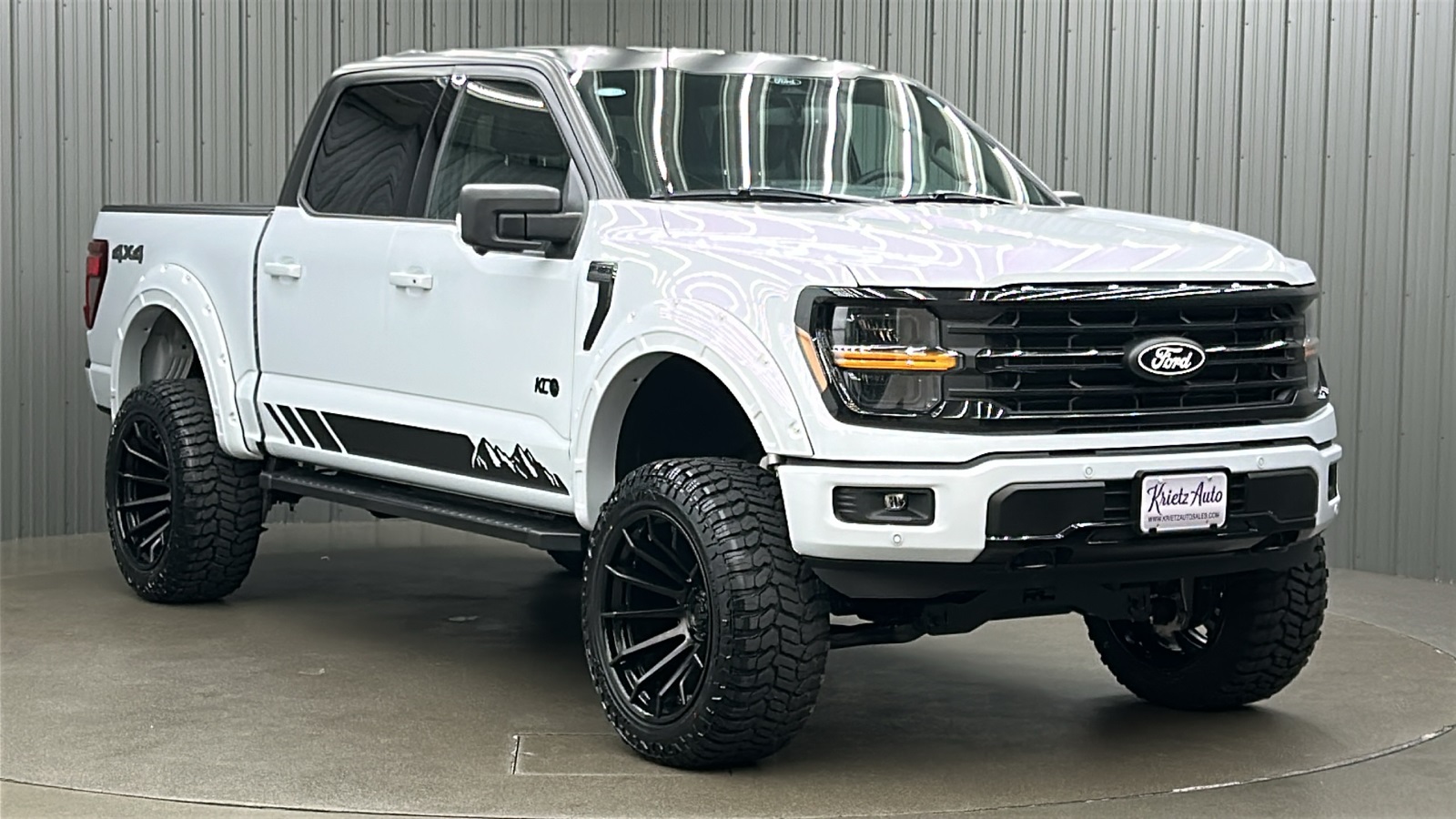 2025 Ford F-150 XLT photo 7
