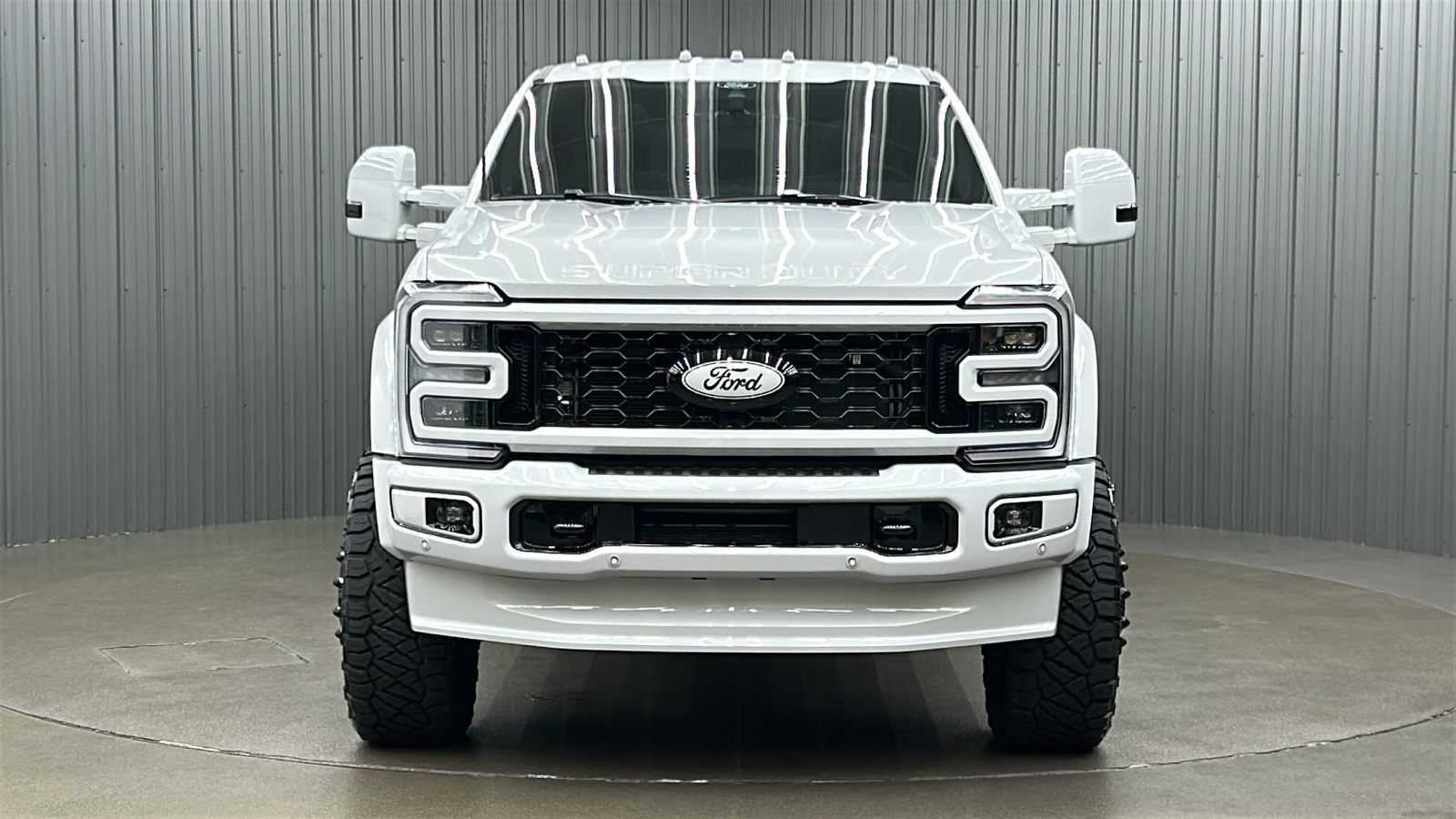 2025 Ford F-450 photo 8